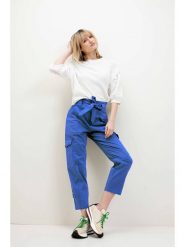 Josephine & Co Spodnie w kolorze niebieskim rozmiar: 40. Niebieskie spodnie materiałowe Josephine & Co, bez wzorów, z materiału. Za 110.55 zł.