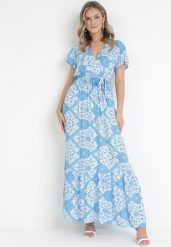 Niebieska Rozkloszowana Sukienka Maxi z Wiązanym Paskiem Aziza. Niebieskie sukienki Born2be, m, bez wzorów, z bawełny, bez kołnierzyka, bez ramiączek, maxi, kopertowe. W wyprzedaży za 76.99 zł.