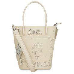 Beżowa Torebka Anekke Elegancki Kuferek Damski Anekke. Brązowe torebki klasyczne Anekke, bez wzorów, eleganckie, na ramię, z tłoczeniem, bez dodatków. Za 359.00 zł.