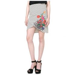 Desigual Spódnica Damska Xenia Xs Wielokolorowy. Spódnice marki Desigual. W wyprzedaży za 157.00 zł.