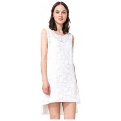 Desigual Sukienka Damska Mauricio S Biały. Sukienki marki Desigual. W wyprzedaży za 299.00 zł.