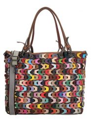 Beagles Skórzana torebka ze wzorem - 38 x 29 x 15 cm rozmiar: onesize. Torebki klasyczne Beagles, bez wzorów, z materiału, przez ramię, bez dodatków. Za 287.45 zł.