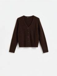 Wełniany sweter z domieszką kaszmiru - ciemnobrązowy. Brązowe swetry Reserved, l, bez wzorów, z dzianiny, bez ramiączek. Za 219.99 zł.