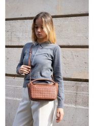 Victor & Hugo Paris Skórzana torebka "Arly" w kolorze brązowym - 23 x 13 x 8 cm rozmiar: onesize. Brązowe torebki klasyczne Victor & Hugo Paris, bez wzorów, z materiału, przez ramię, bez dodatków. Za 404.99 zł.