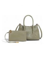 SUVRAI Torebka w kolorze zielonym - 30 x 18 x 10 cm rozmiar: onesize. Zielone torebki klasyczne SUVRAI, bez wzorów, z materiału, przez ramię, bez dodatków. Za 130.99 zł.