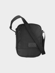 4F Saszetka crossbody uniseks - czarna Uniwersalny. Czarne nerki i saszetki 4f, bez wzorów, z dzianiny, eleganckie, bez dodatków. W wyprzedaży za 39.99 zł.