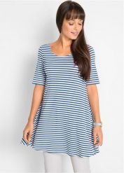 Tunika shirtowa z mieszanki wiskozy. Niebieskie tuniki bonprix, bez wzorów, z wiskozy, bez kołnierzyka, bez ramiączek. Za 109.99 zł.