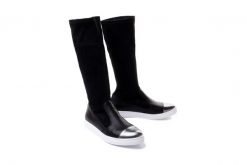 LANQIER 41C547 czarny sko+srebro, kozaki damskie. Czarne kozaki Lanqier, bez wzorów, bez obcasa, bez zapięcia. Za 149.95 zł.