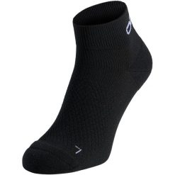 Skarpetki UNI ODLO Socks short ESSENTIAL. Czarne skarpetki ODLO, bez wzorów, z meshu. Za 49.99 zł.