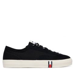 Tenisówki Tommy Jeans. Czarne trampki Tommy Jeans, bez wzorów, z jeansu, bez zapięcia. Za 369.99 zł.