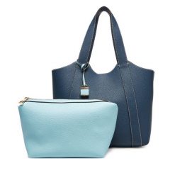 Torebka Aldo. Niebieskie torebki klasyczne Aldo, bez wzorów, klasyczne, bez dodatków. Za 359.99 zł.