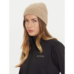 Czapka Guess. Brązowe czapki zimowe Guess, z aplikacjami. Za 199.99 zł.