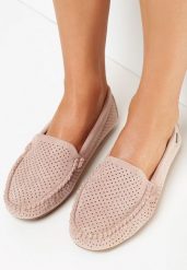 Różowe Mokasyny Thalothee. Czerwone mokasyny Born2be, w ażurowe wzory, ze skóry, z okrągłym noskiem. Za 99.99 zł.