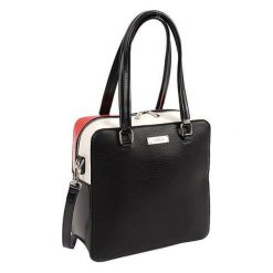 Doca Damska torebka 15084. Torebki klasyczne Doca, bez wzorów, eleganckie, bez dodatków. W wyprzedaży za 228.00 zł.