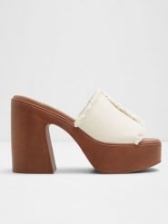 Aldo Klapki w kolorze beżowym rozmiar: 38,5. Brązowe klapki Aldo, bez wzorów, klasyczne, z otwartym noskiem, bez obcasa, bez zapięcia. Za 173.99 zł.