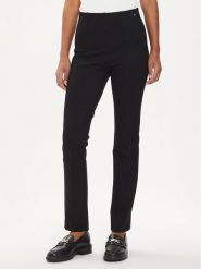 Tommy Hilfiger Spodnie materiałowe Elevated WW0WW39721 Czarny Slim Fit. Czarne spodnie materiałowe Tommy Hilfiger, bez wzorów, z materiału. Za 309.99 zł.