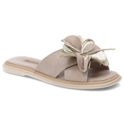 Klapki damskie Artiker, cholewka ze skóry naturalnej wsuwany fason szeroki pasek z przodu odkryty przód z ozdobną kokardą, srebrne, 58C3416. Szare klapki Artiker, bez wzorów, ze skóry, eleganckie, bez obcasa, bez zapięcia. Za 189.00 zł.