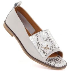 Skórzane półbuty damskie open toe beżowe Potocki JE19397. Brązowe półbuty wsuwane POTOCKI, bez wzorów, ze skóry, eleganckie, z otwartym noskiem, bez obcasa. Za 199.99 zł.