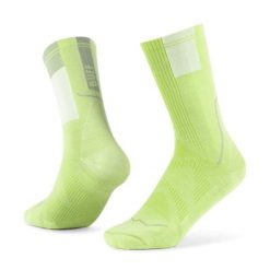 Skarpety BUFF Coolnet Crew. Żółte skarpetki Buff, bez wzorów, z elastanu. Za 119.99 zł.