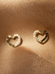 OR ÉCLAT Złote kolczyki-wkrętki "Only You" z cyrkoniami rozmiar: onesize. Żółte kolczyki Or Éclat, z cyrkonią, złote. Za 312.95 zł.