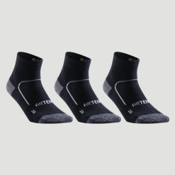 Skarpety sportowe tenis RS900 MID 3 pary. Czarne skarpetki ARTENGO, bez wzorów, z bawełny. Za 54.99 zł.