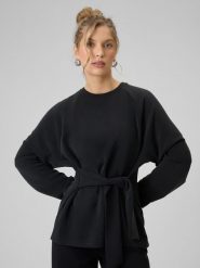 4F Bluza regular z wiązaniem i modalem damska - czarna XS. Czarne bluzy 4f, xs, bez wzorów, z dzianiny, bez ramiączek, bez kaptura. Za 189.99 zł.