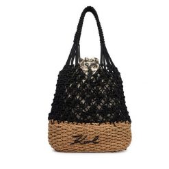 Torebka KARL LAGERFELD. Czarne torebki klasyczne KARL LAGERFELD, bez wzorów, klasyczne, bez dodatków. Za 649.99 zł.