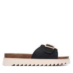 Klapki Tamaris. Czarne klapki Tamaris, bez wzorów, bez obcasa, bez zapięcia. Za 259.99 zł.