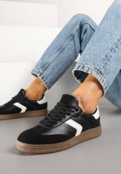 Czarne Sneakersy z Perforacją w Stylu Tenisówek Olirielis. Czarne buty sportowe lifestyle Renee, bez wzorów, z jeansu, eleganckie, bez zapięcia. W wyprzedaży za 91.99 zł.