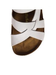 Comfortfusse Skórzane klapki w kolorze białym rozmiar: 41. Białe klapki Comfortfüße, bez wzorów, klasyczne, z otwartym noskiem, bez obcasa, bez zapięcia. Za 252.99 zł.