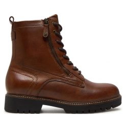 Botki Tamaris. Brązowe botki Tamaris, bez wzorów, bez obcasa, na płaskiej podeszwie, bez zapięcia. Za 249.99 zł.