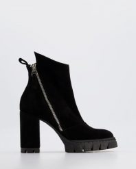BOTKI NA OBCASIE 2509 VEL NERO. Botki Venezia, bez wzorów, ze skóry, bez obcasa, na obcasie, bez zapięcia. Za 529.00 zł.