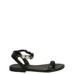 CZARNE SANDAŁY ZE SKÓRY 621804 BLACK. Czarne sandały Venezia, bez wzorów, ze skóry, bez obcasa, bez zapięcia. Za 209.00 zł.