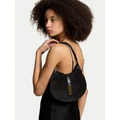 Torebka Polo Ralph Lauren. Czarne torebki klasyczne Polo Ralph Lauren, bez wzorów, klasyczne, bez dodatków. Za 2,899.00 zł.