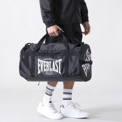 ICONIC WIELKA TORBA SPORTOWA CZARNY POLIESTER. Czarne torby sportowe Everlast, bez wzorów, z poliesteru, duże. Za 263.00 zł.