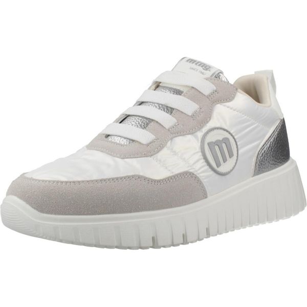 Buty MTNG 60468M Biały. Białe trekkingi mtng, bez wzorów, z syntetyku, bez zapięcia. Za 208.99 zł.