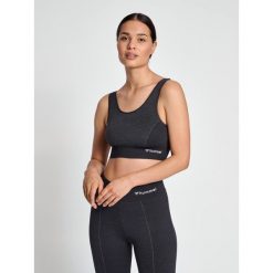 Damski bezszwowy biustonosz sportowy Hummel MT Ivy. Czarne biustonosze sportowe Hummel, bez wzorów, na fitness i siłownię. Za 195.00 zł.
