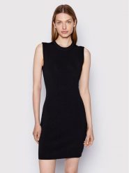 Gestuz Sukienka codzienna Matthea 10906329 Czarny Slim Fit. Czarne sukienki Gestuz, na co dzień, s, bez wzorów, z syntetyku, bez kołnierzyka, bez ramiączek, proste. Za 299.99 zł.