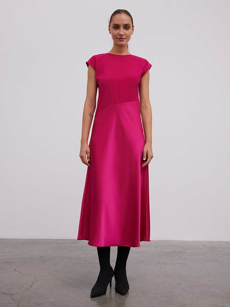 BGN Sukienka w kolorze różowym rozmiar: 40. Różowe sukienki BGN, na co dzień, bez wzorów, bez kołnierzyka, bez ramiączek, maxi, proste. Za 144.24 zł.