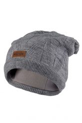 Zimowa Czapka z Naszywką - Szara. Szare czapki zimowe Awama, z aplikacjami, z materiału. Za 75.90 zł.