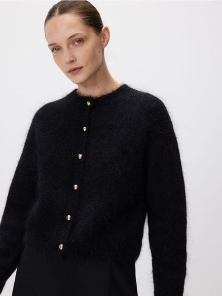 Kardigan z moherem - czarny. Czarne swetry Reserved, l, bez wzorów, z dzianiny, bez ramiączek. W wyprzedaży za 219.99 zł.