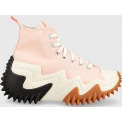 Converse trampki Run Star Motion damskie kolor różowy. Czerwone trampki Converse, bez wzorów, z gumy, retro, bez zapięcia. W wyprzedaży za 399.99 zł.