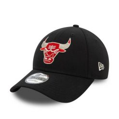 Czapka z daszkiem Chicago Bulls NBA Metallic 9Forty. Czarne czapki z daszkiem New Era, bez wzorów, z poliesteru. Za 119.99 zł.