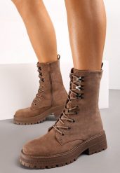 Brązowe Botki Workery z Wysoką Cholewką z Ekozamszu Pemma. Brązowe botki Renee, bez wzorów, przed kolano, bez obcasa, na płaskiej podeszwie, bez zapięcia. W wyprzedaży za 97.99 zł.