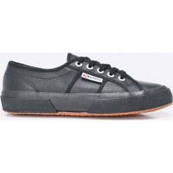 Superga - Tenisówki. Trampki marki Sinsay. W wyprzedaży za 219.90 zł.