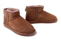 EMU AUSTRALIA W10937 Stinger Micro camel, botki damskie. Brązowe botki Emu Australia, bez wzorów, ze skóry, bez obcasa, bez zapięcia. Za 535.92 zł.