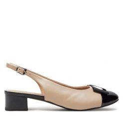 Czółenka Caprice. Brązowe czółenka Caprice, bez wzorów, bez obcasa, bez zapięcia. Za 189.99 zł.