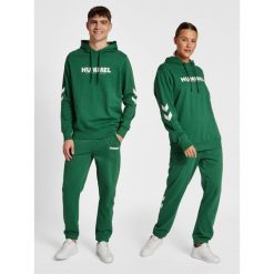Bluza z logo Hummel Legacy. Zielone bluzy z kapturem Hummel, xl, bez wzorów, z kapturem, na fitness i siłownię. Za 162.50 zł.