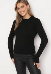 Czarny Sweter o Klasycznym Kroju Vitilia. Czarne swetry Born2be, m, bez wzorów, z jeansu, biznesowe, bez ramiączek. W wyprzedaży za 84.99 zł.