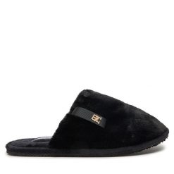 Kapcie Tommy Hilfiger. Czarne kapcie Tommy Hilfiger, bez wzorów. Za 129.99 zł.